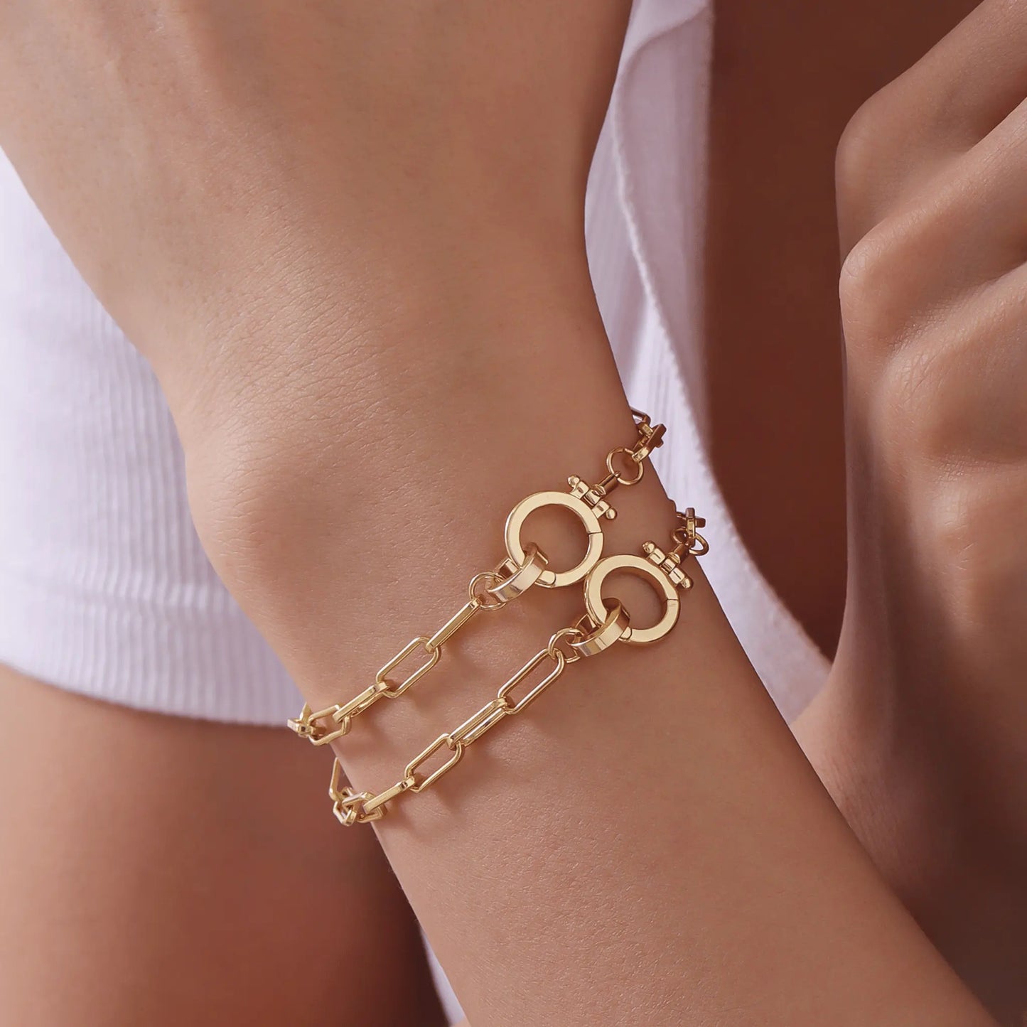 Claycali Gold Paperclip Bracelet