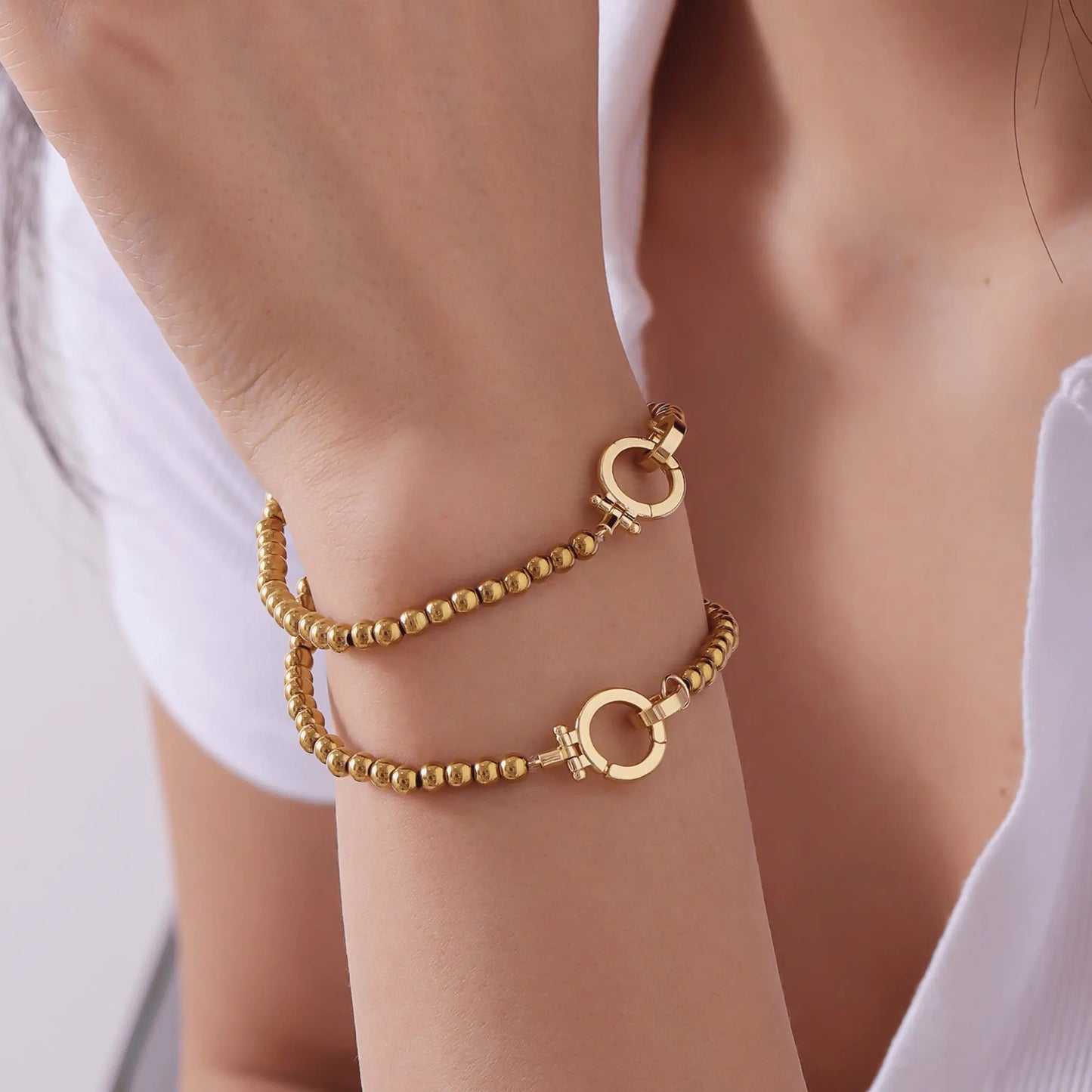 Claycali Gold Beaded Bracelet