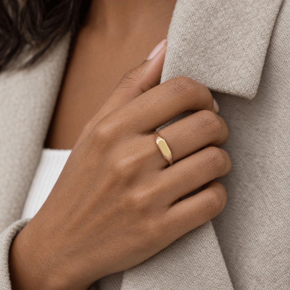 Tilly Twin Star Signet Ring - CLAYCALI