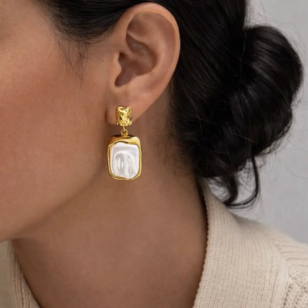 Odette Freshwater Pearl Earrings - CLAYCALI