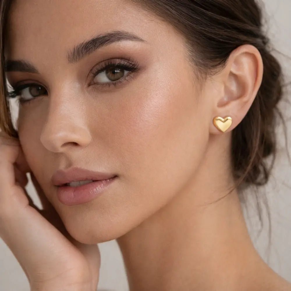 Aria Gold Heart Earrings - CLAYCALI