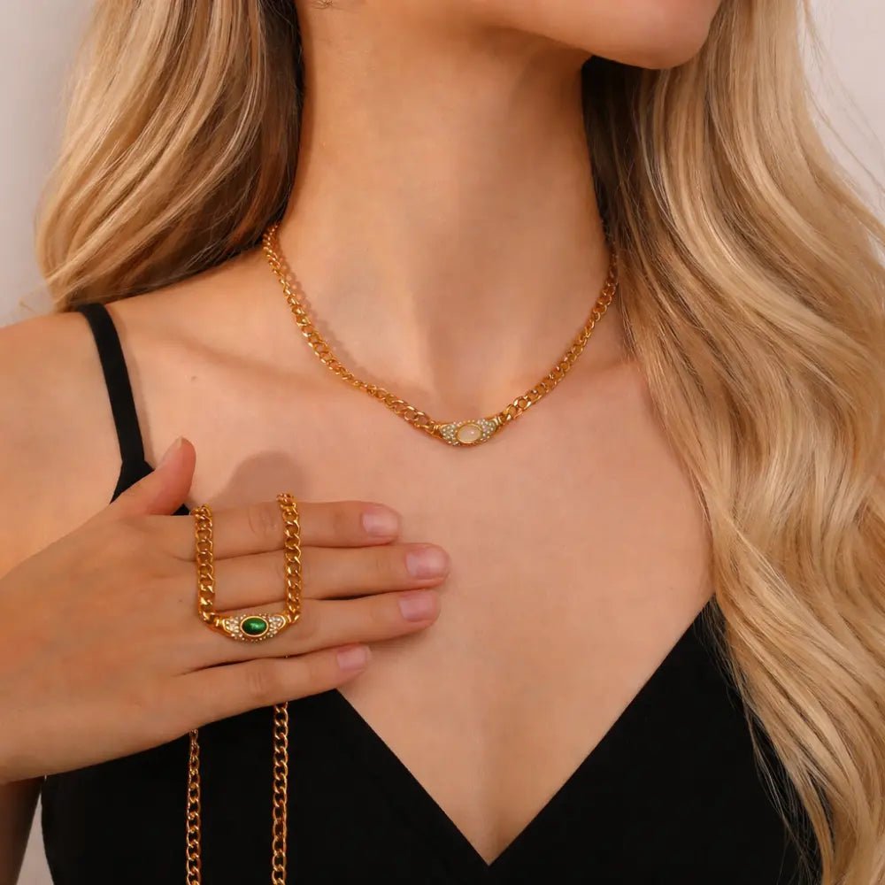 Alessandra Vintage Necklace - CLAYCALI
