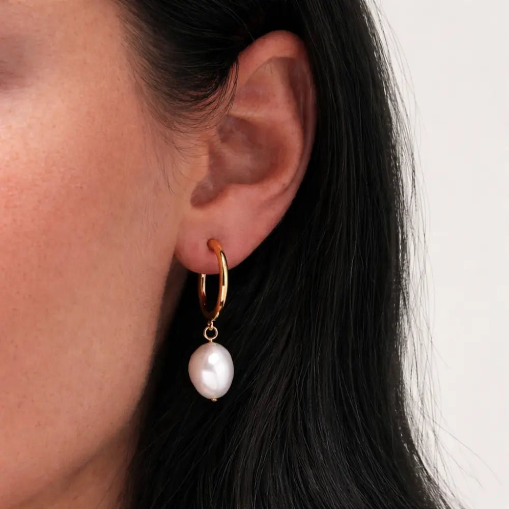 Hailey Freshwater Pearl Earrings - CLAYCALI
