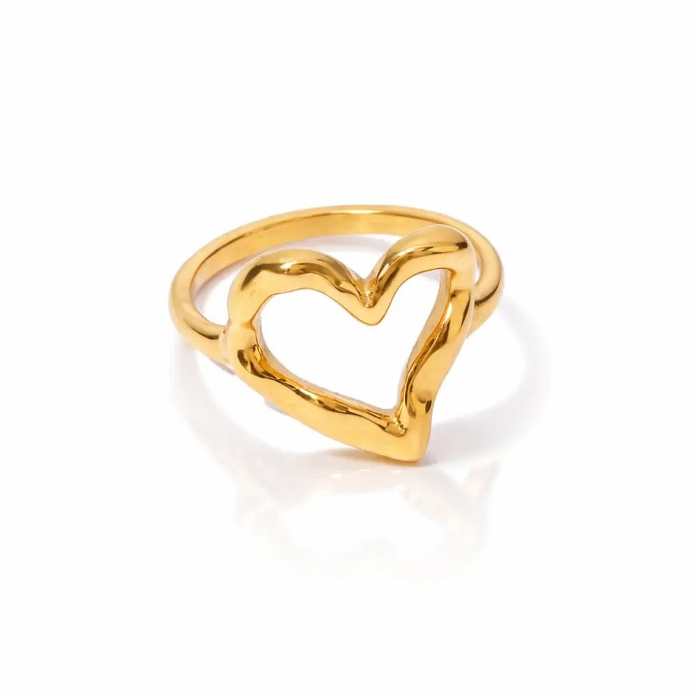 Amoura Heart Ring - CLAYCALI