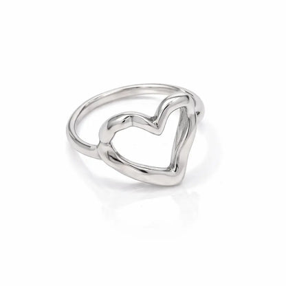 Amoura Heart Ring - CLAYCALI