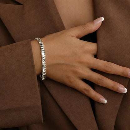Kelly Luxe Gold Bracelet - CLAYCALI