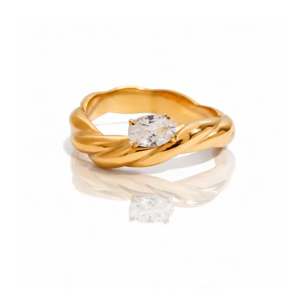Donna Twist Diamond Ring - CLAYCALI