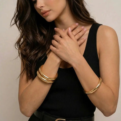 Sienna Smooth Gold Bangle - CLAYCALI