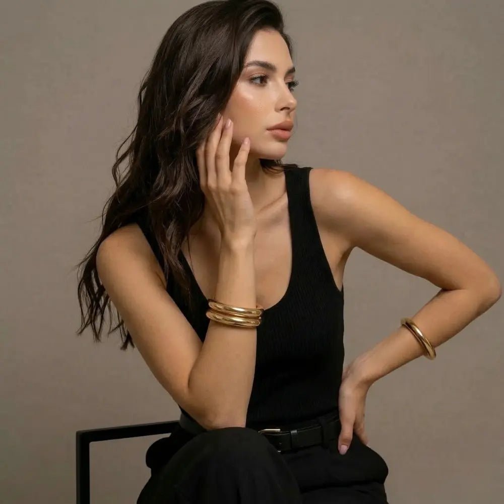 Sienna Smooth Gold Bangle - CLAYCALI