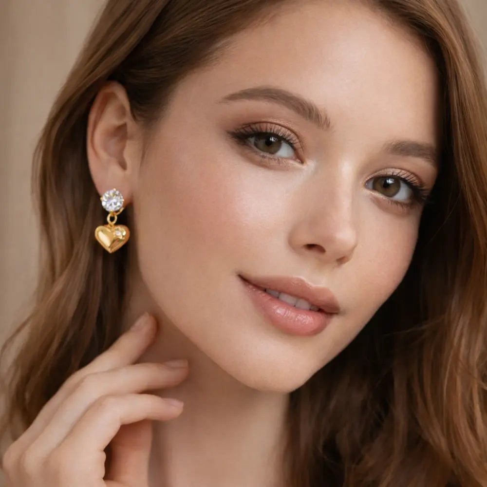 Chloe Heart Gold Earrings - CLAYCALI