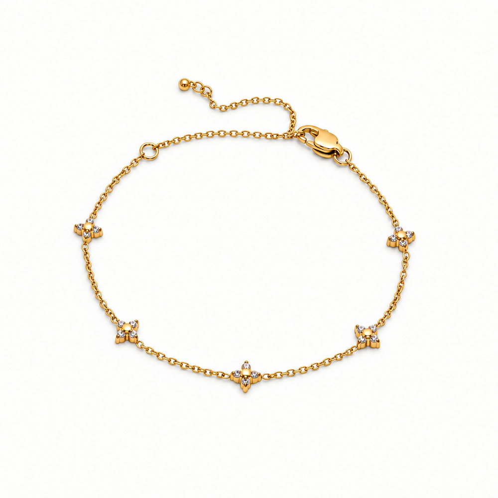Mae Crystal Clover Bracelet — white background