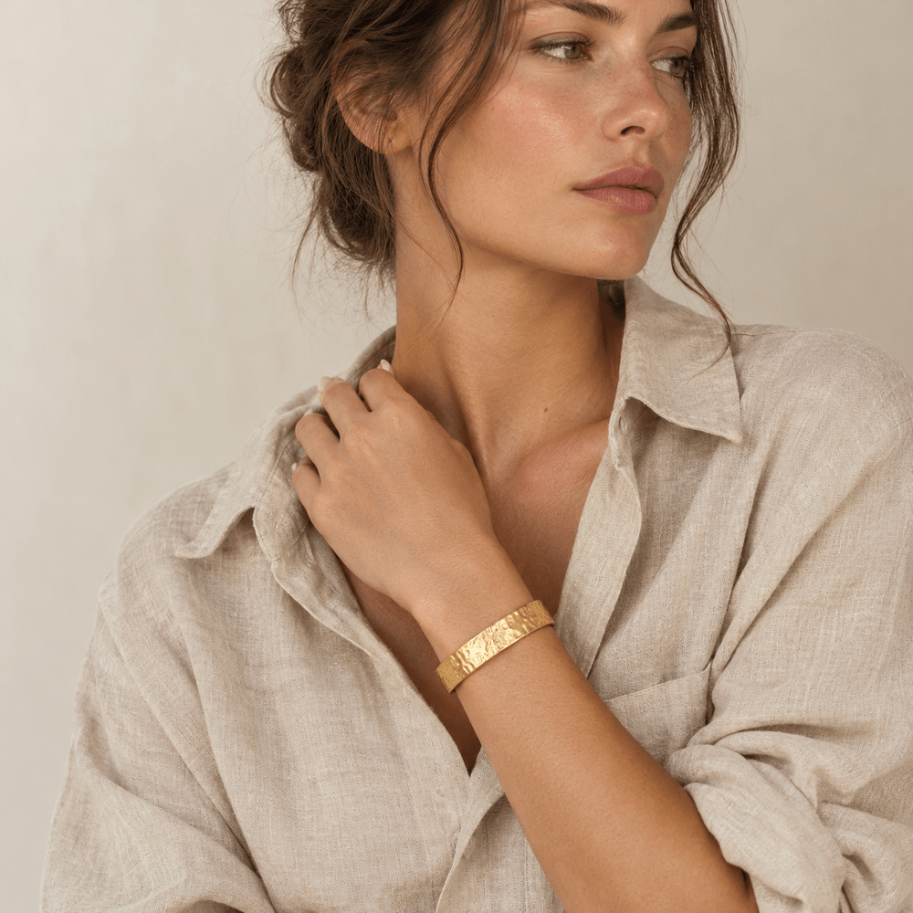 Faye Chunky Textured Cuff Bracelet - CLAYCALI