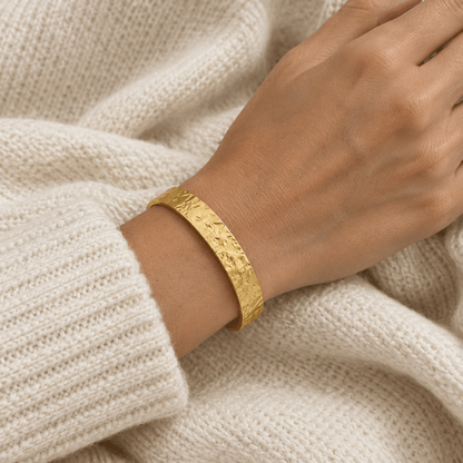 Faye Chunky Textured Cuff Bracelet - CLAYCALI
