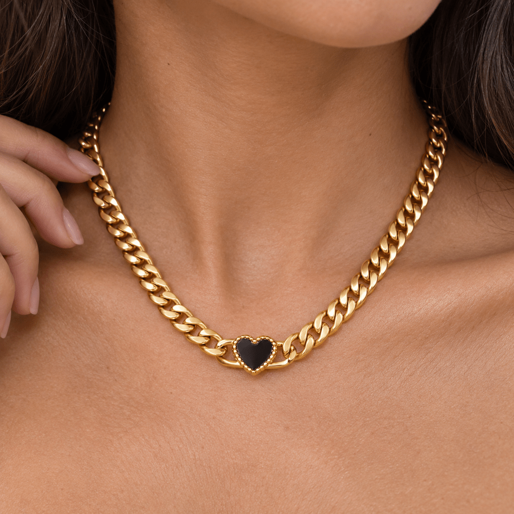 Elle Ember Heart Curb Chain Necklace - CLAYCALI