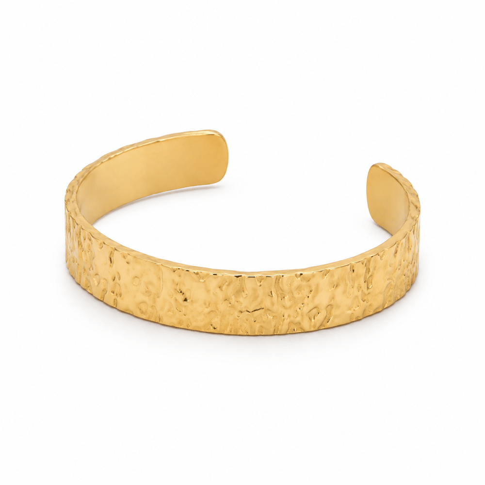 Faye Chunky Textured Cuff Bracelet - CLAYCALI