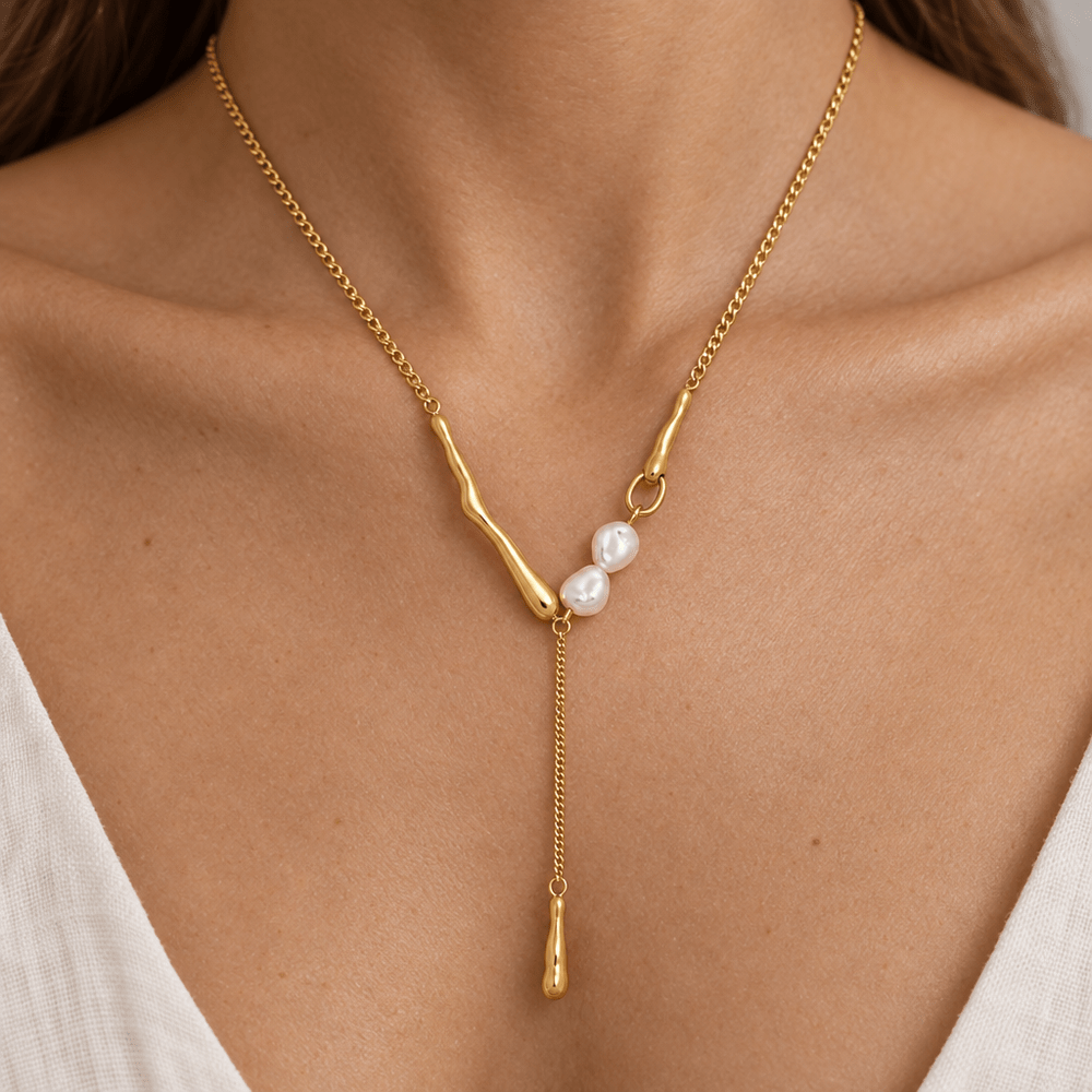Cora Pearl Bar Necklace - CLAYCALI