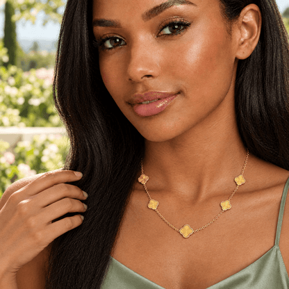 Lottie Sunburst Clover Necklace - CLAYCALI