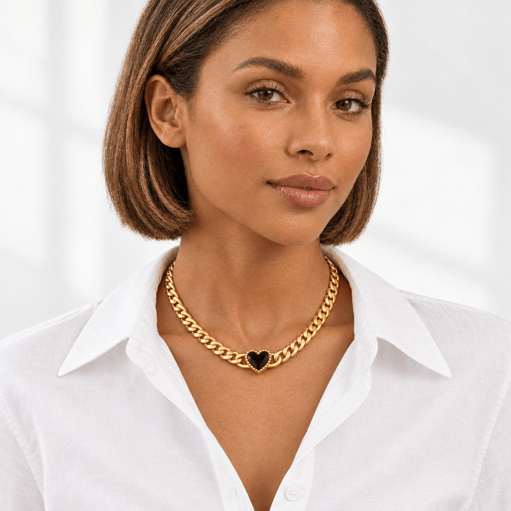 Elle Ember Heart Curb Chain Necklace - CLAYCALI